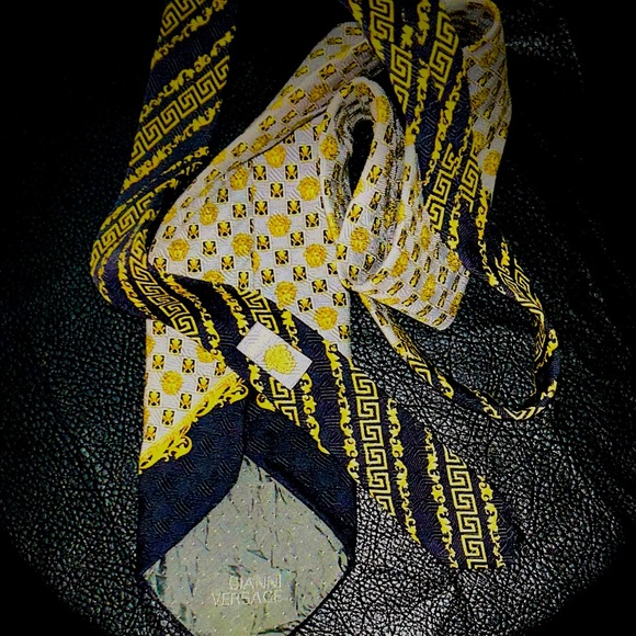 Vintage Gianni Versace Tie - Picture 5 of 5